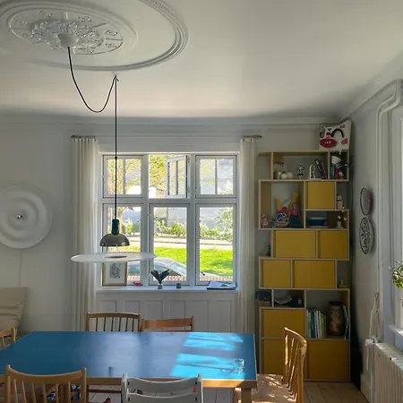 Feriehus Two-family House With Garden Close To København
